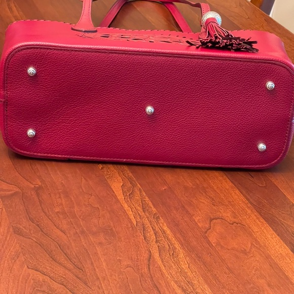 NWT BRIGHTON GABRIELLA MEDALLION TOTE - Picture 4 of 15